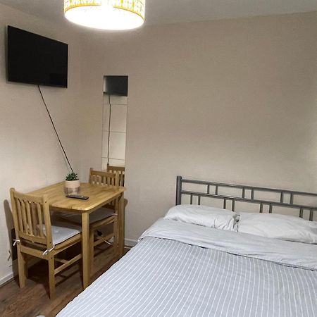 Comfortable Double Room 伦敦 外观 照片